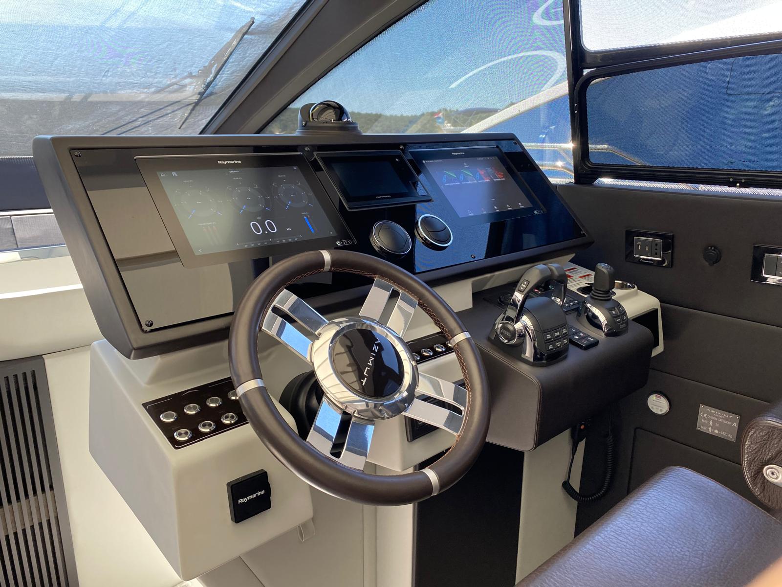 Thumbnail von Azimut S7