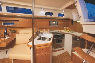 Thumbnail von Catalina 386 Available to Order to your Specs