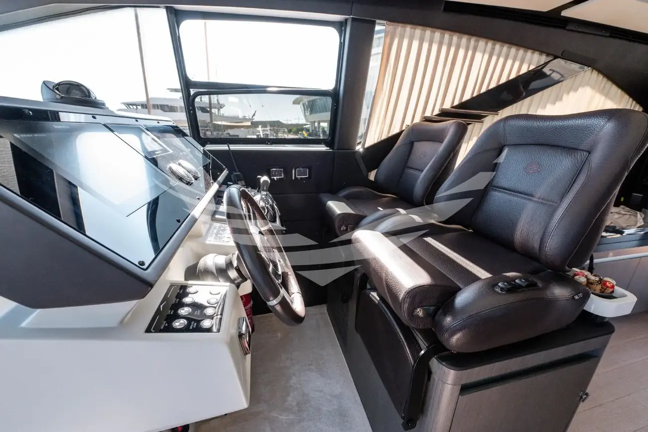 Thumbnail von Azimut S7