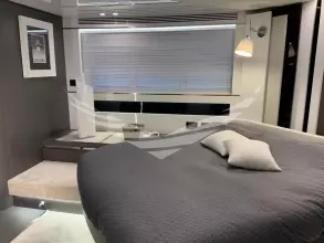 Thumbnail von Azimut S7