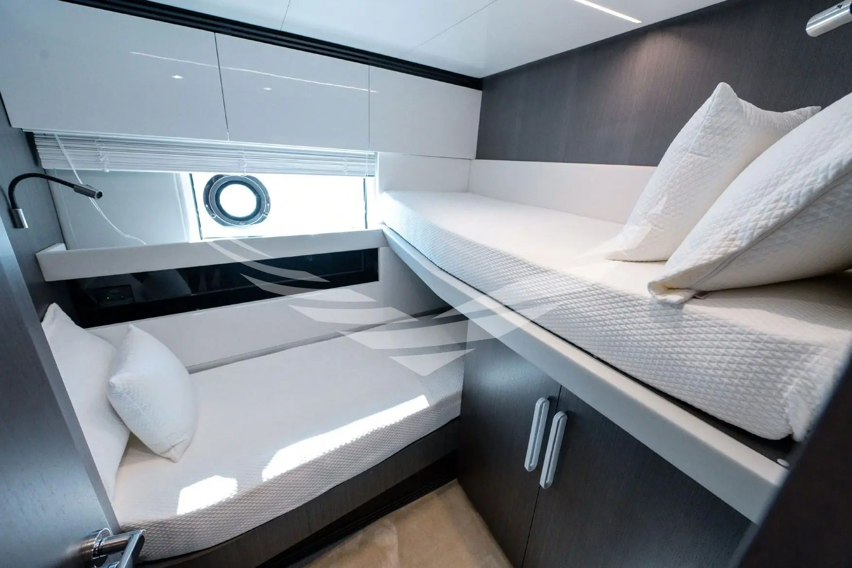 Thumbnail von Azimut S7