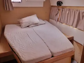 Thumbnail von Lagoon 421 BULLE