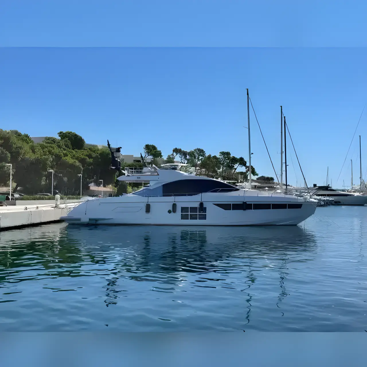 Thumbnail von Azimut S7