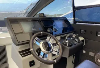 Thumbnail von Azimut S7