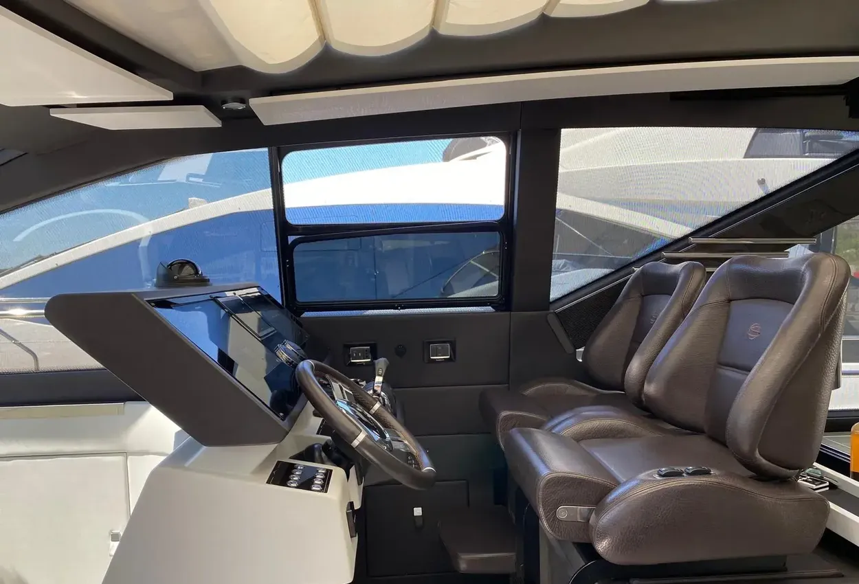 Thumbnail von Azimut S7