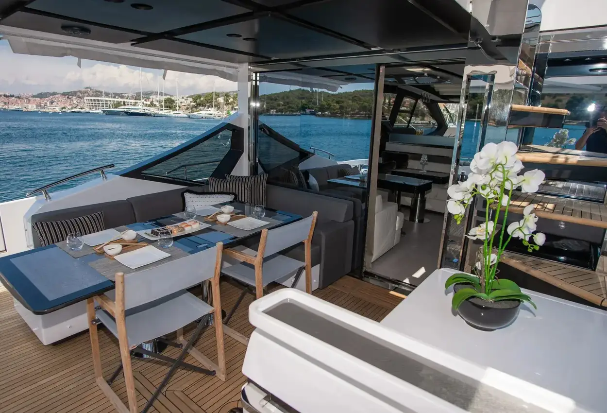 Thumbnail von Azimut S7