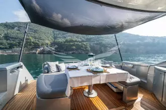 Thumbnail von Pershing 62