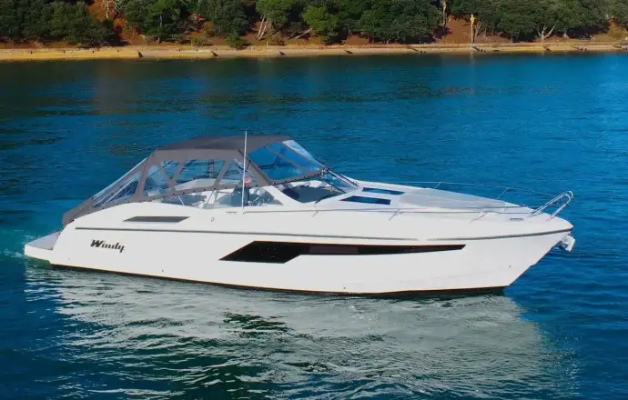 Windy 39 Camira
