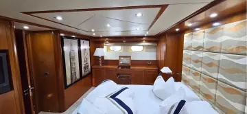 Thumbnail von Falcon 102