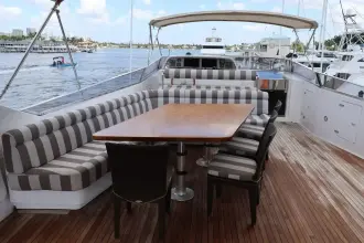 Thumbnail von Falcon 106 Q