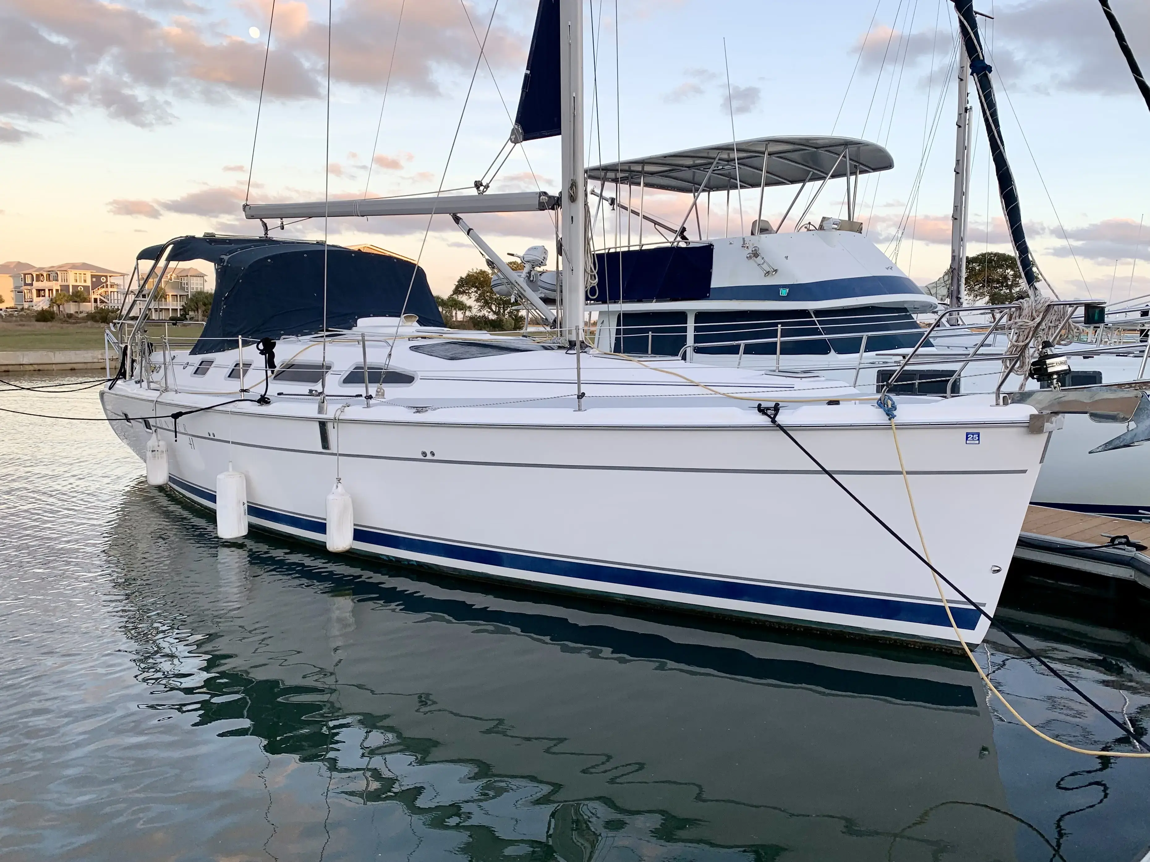 Thumbnail von Hunter 41 AC Light Seeker