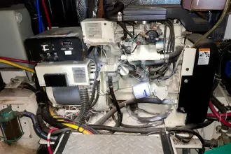 Thumbnail von Carver 396 Motor Yacht Tangaroa