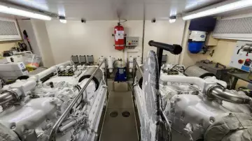 Thumbnail von Ferretti Yachts 830