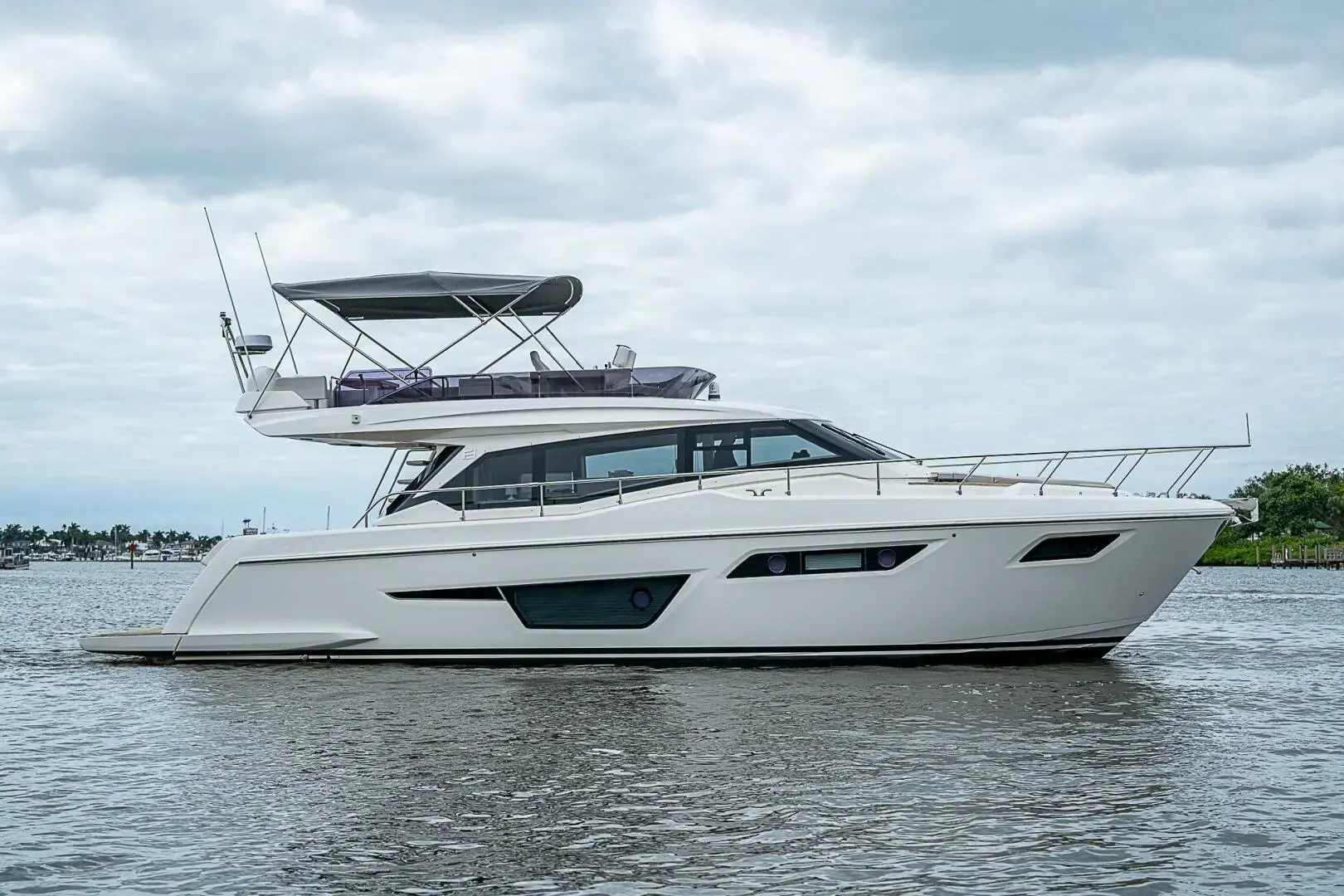 Ferretti Yachts 500 TIME CHASER