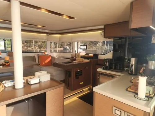 Thumbnail von Lagoon 50