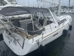 Thumbnail von Beneteau Oceanis 45 La Belle Vie