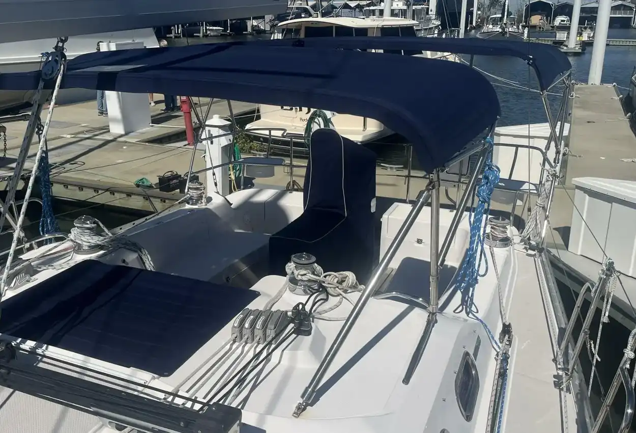 Thumbnail von Catalina 385 Genesis