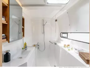Thumbnail von Excess 11 Available for Charter Ownership