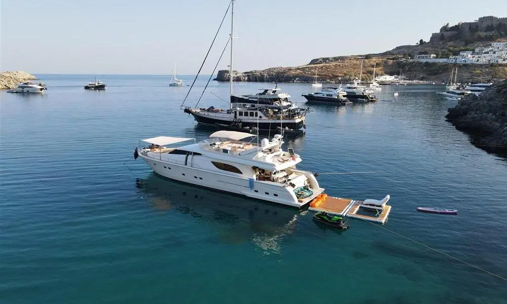 Thumbnail von Ferretti Yachts 80