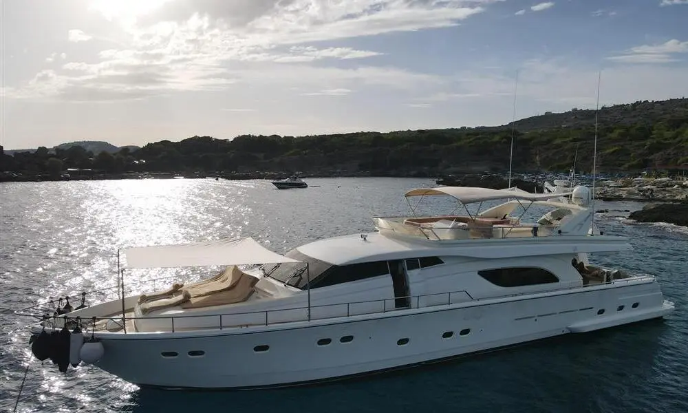 Thumbnail von Ferretti Yachts 80
