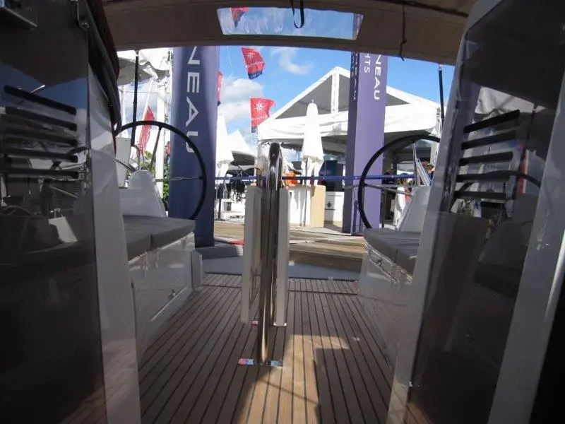 Thumbnail von Jeanneau Sun Odyssey 380