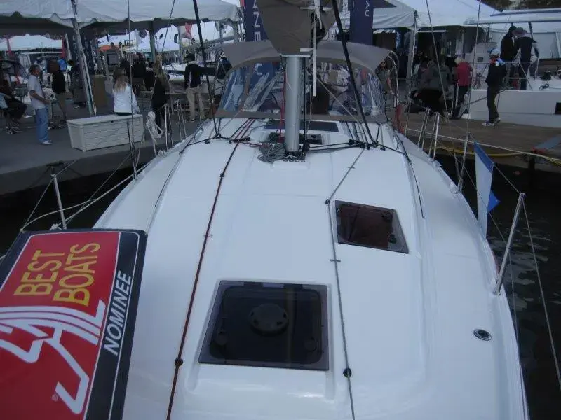 Thumbnail von Jeanneau Sun Odyssey 380