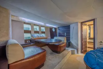 Thumbnail von Azimut 68