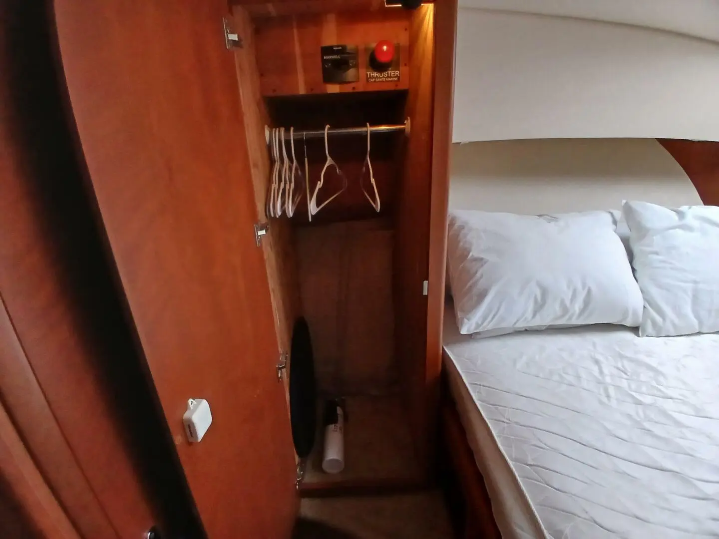 Thumbnail von Silverton 35 Motor Yacht BLIND SQUIRREL