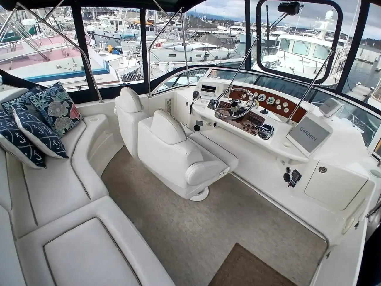 Thumbnail von Silverton 35 Motor Yacht BLIND SQUIRREL