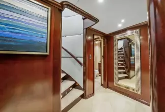 Thumbnail von Trinity Yachts Tri-Deck NICOLE EVELYN