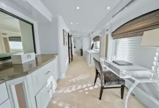 Thumbnail von Trinity Yachts Tri-Deck NICOLE EVELYN