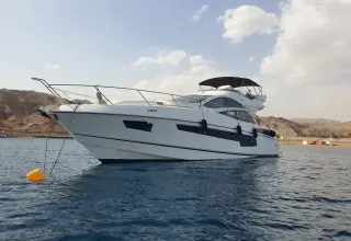 Sunseeker 68 Sport Yacht FIRST I