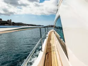 Thumbnail von Fairline Squadron 65 LANA