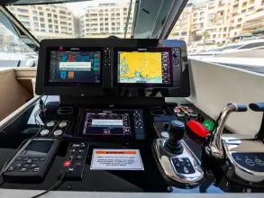 Thumbnail von Ferretti Yachts 500 500