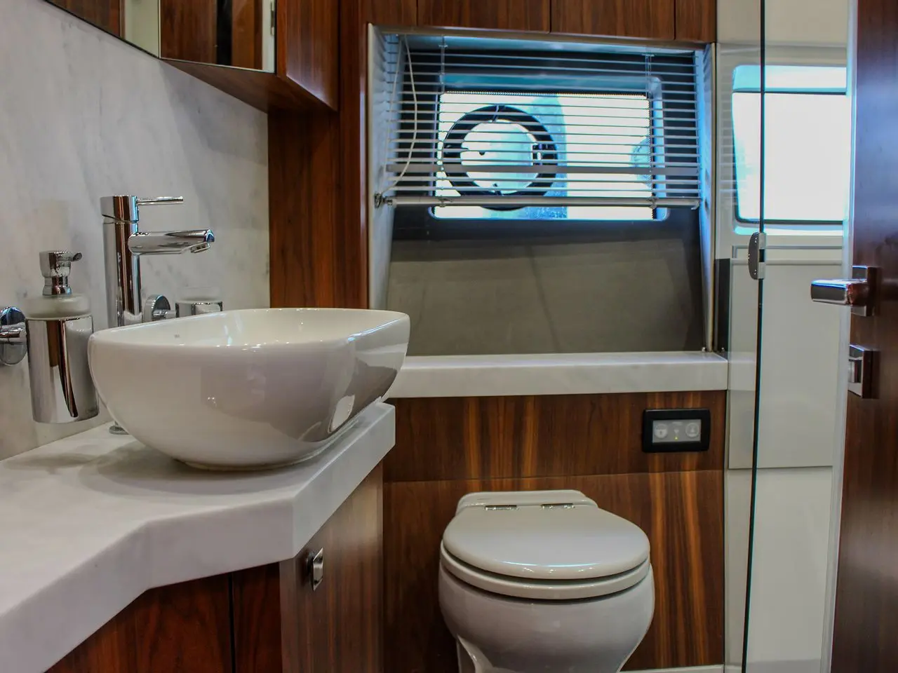 Thumbnail von Sunseeker Manhattan 66 BISHWISH