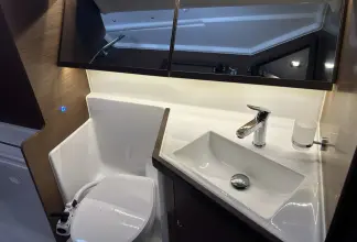 Thumbnail von Beneteau Oceanis 40.1