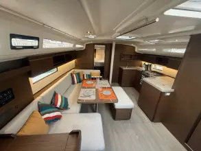 Thumbnail von Beneteau Oceanis 40.1