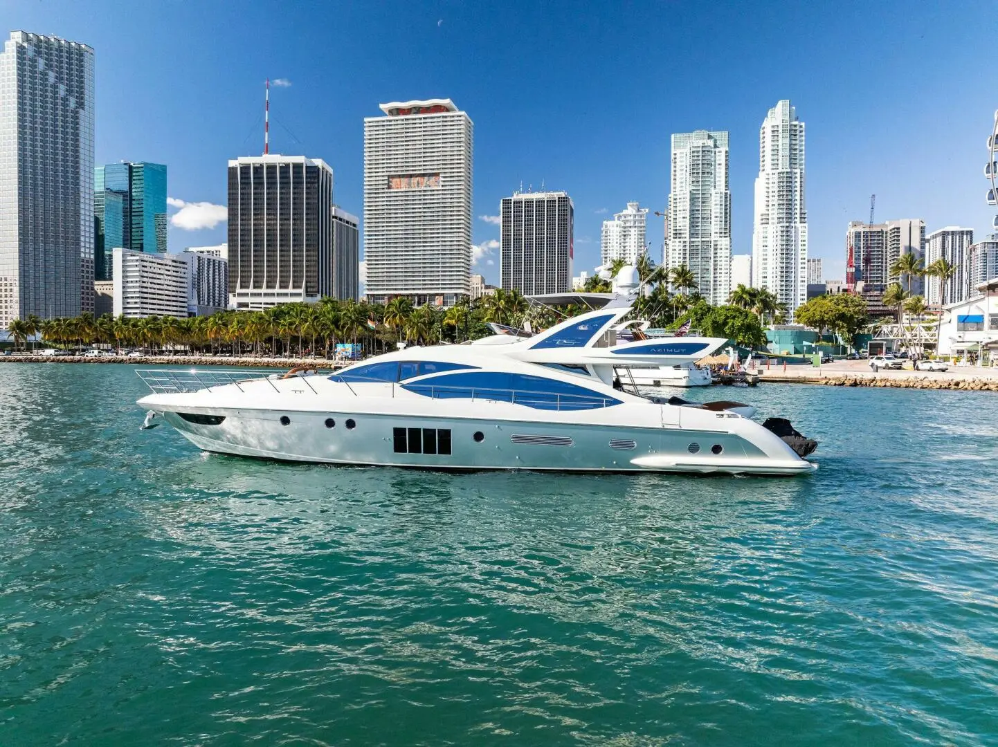 Azimut Fly 72