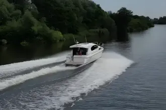 Thumbnail von Haines 32 Offshore