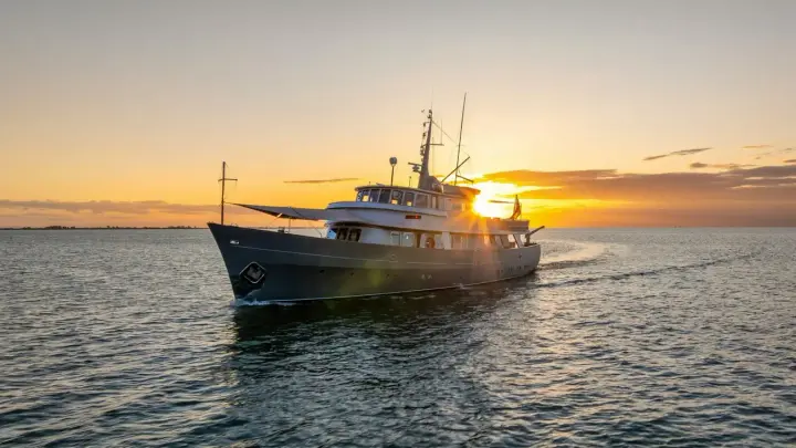 Richards Iron Works Classic Yacht LA FENICE