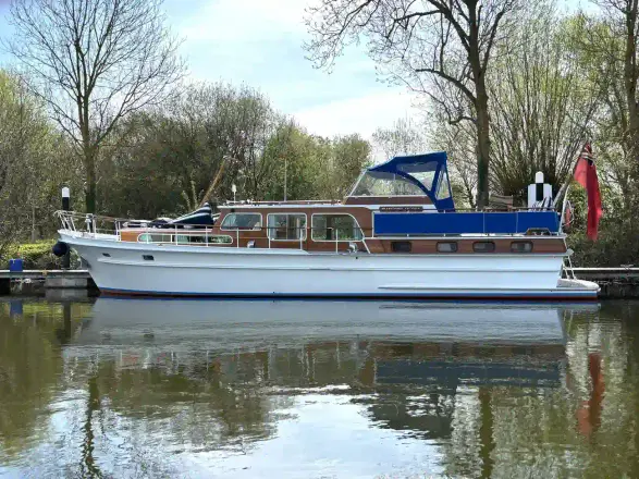 Super Van Craft 1380 Marianne Jacoba