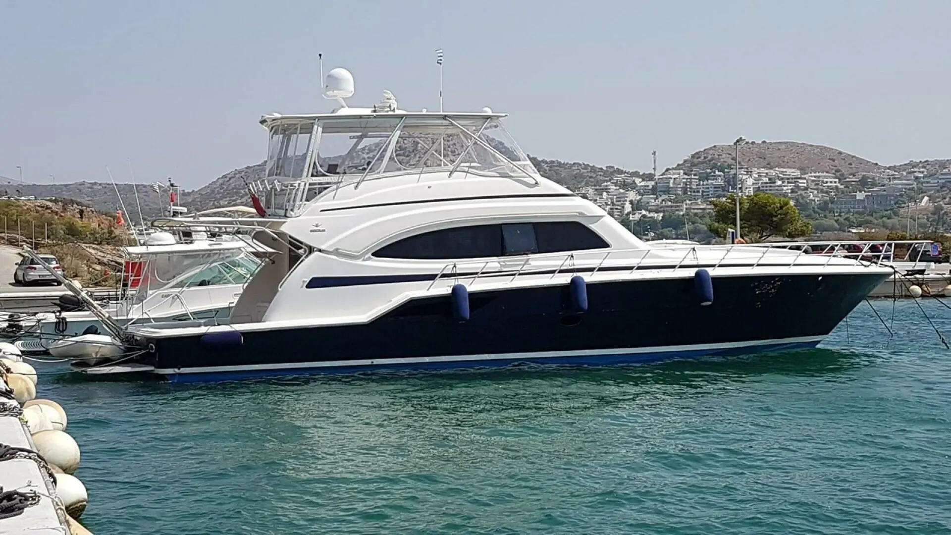 Thumbnail von Bertram 33 Sport Fisherman Bouki