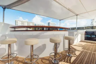 Thumbnail von Palmer Johnson Raised Pilot House INVICTUS