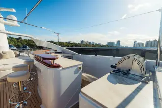 Thumbnail von Palmer Johnson Raised Pilot House INVICTUS