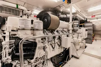 Thumbnail von Palmer Johnson Raised Pilot House INVICTUS