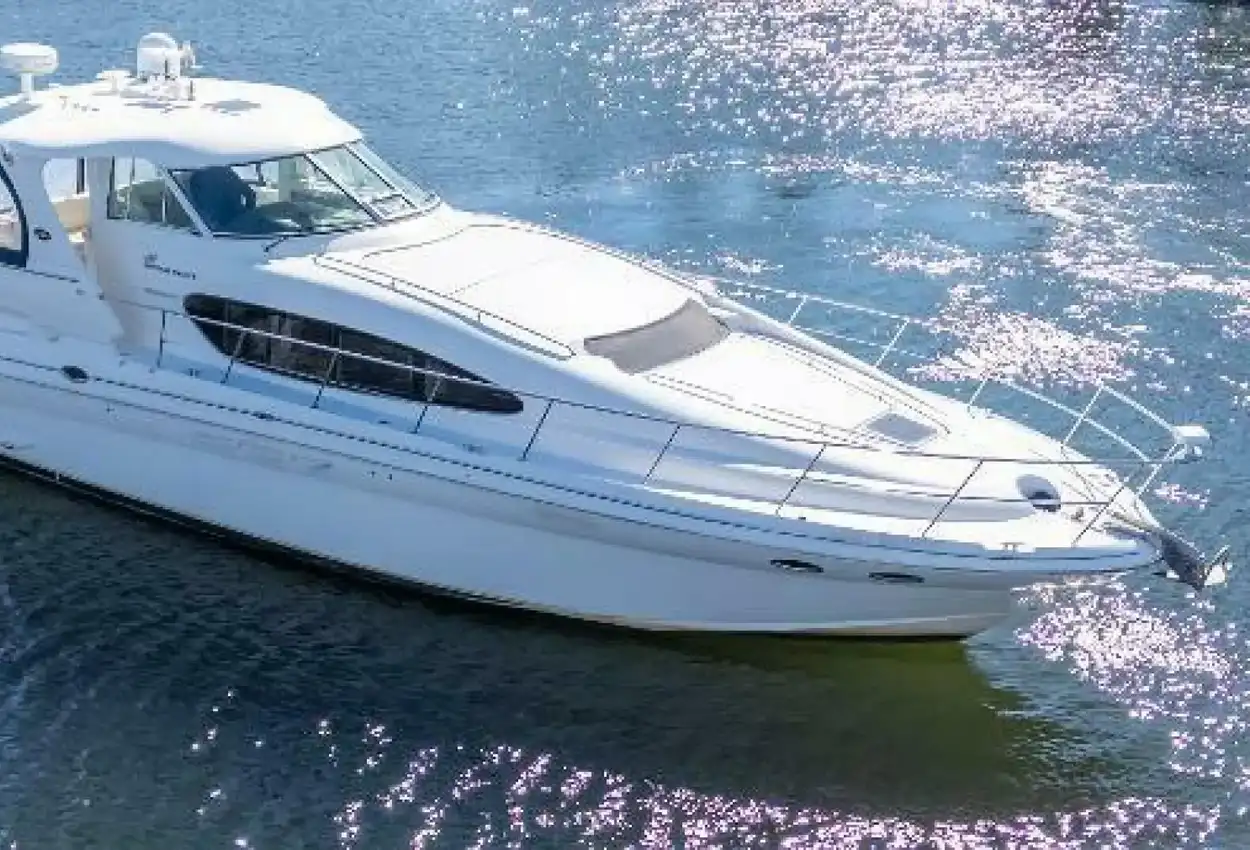 Sea Ray 480 Motor Yacht Happy Hour