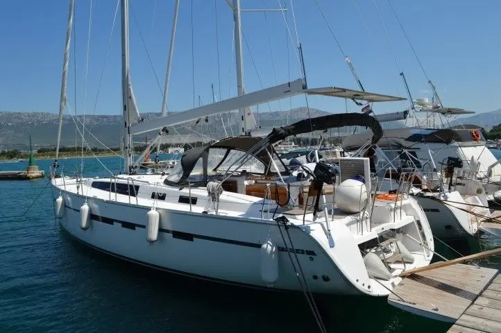 Bavaria Cruiser 56