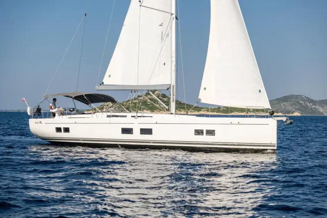 Hanse 548