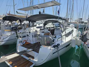 Bavaria Cruiser 37