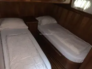 Thumbnail von Yaretti 1910